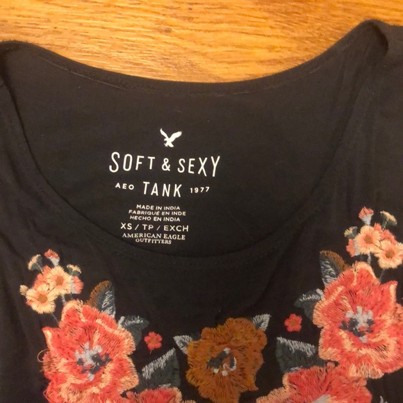 Tank top - Picture 2 of 3